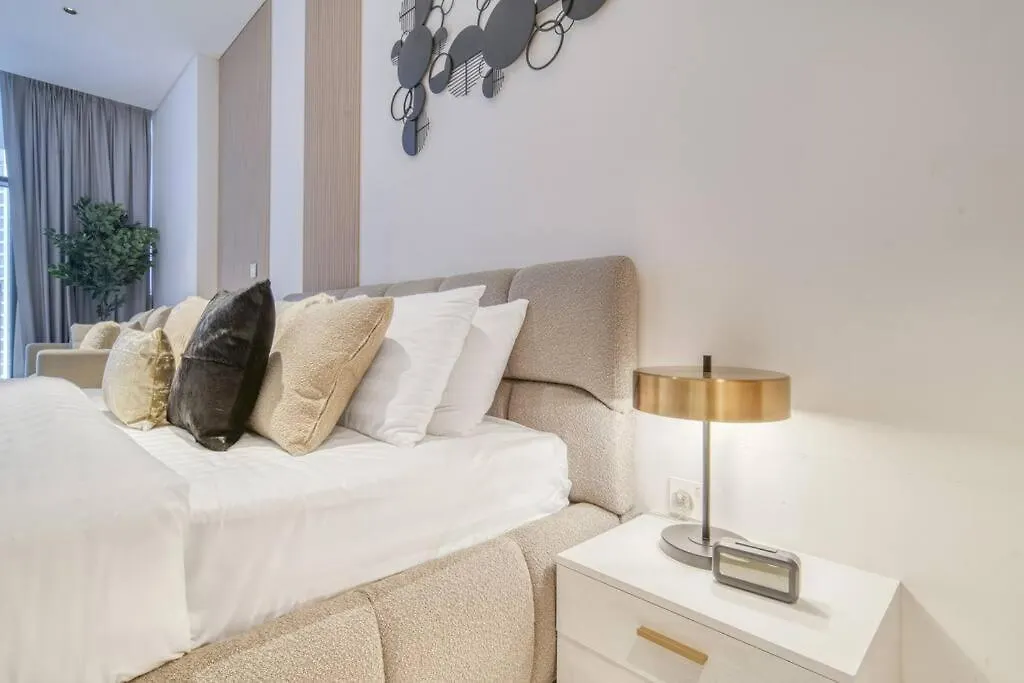 Stunning Studio In Business Bay Dubaj